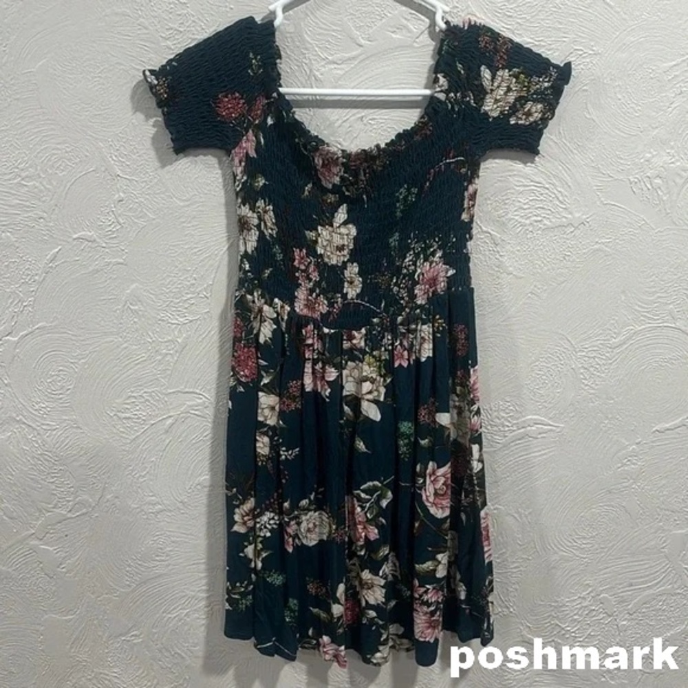 Xhilaration Black and Pink Flutter Sleeve Sundress